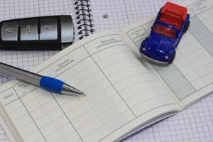 Das Finanzamt stellt hohe Anforderungen an "ordungsgemäß geführte" Fahrtenbücher.